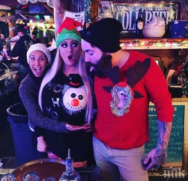 ПЪЛНА ЛУДНИЦА! Нова коледна мода при жените: Гърди като елена Рудолф! (СНИМКИ)