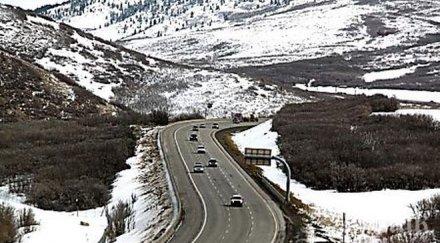 извънредно положение обявено части сащ заради обилни снеговалежи ниски температури