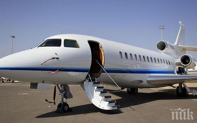 Инцидент! Самолет се вряза в офис на строителна компания в Малта