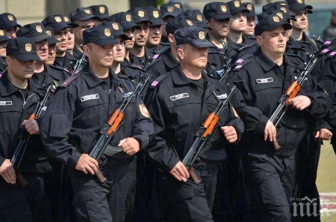 РЕСПЕКТ! Полицаите тръгват с автомати