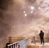 Най-малко трима загинали заради бурята „Елинор“ в Европа