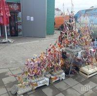 Пазарите в Пловдив пълни със сурвачки - ето по колко се харчат