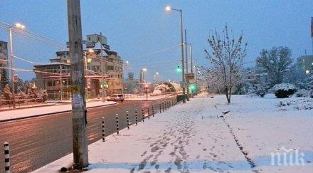 бойна готовност 110 снегорина чакат снега софия