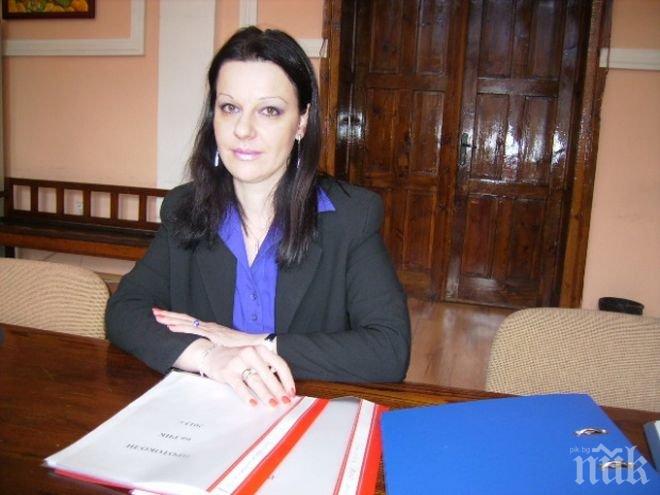 Михаела Крумова от ГЕРБ бе преизбрана за председател на Общински съвет в Кюстендил