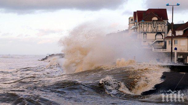 Бурята Кармен остави без ток 65 000 домакинства във Франция