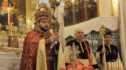 празник арменците посрещат коледа