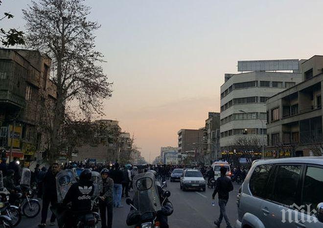Властите в Иран обявиха, че са задържали организаторите на антиправителствените протести