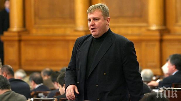 Каракачанов чака от РСК МиГ цената за ремонта на изтребителите
