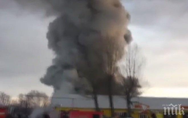 Пожар пламна във фабрика в Сибир, има загинали