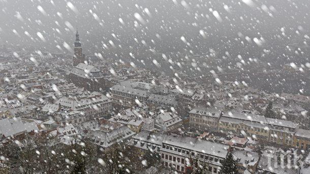 Евакуираха над 100 души в Германия заради студа
