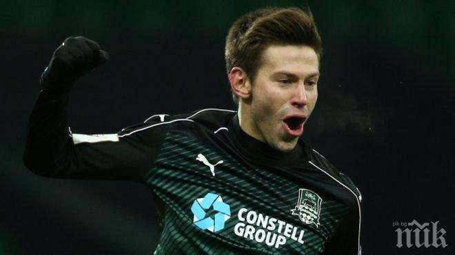 Бешикташ иска Смолов за заместник на Дженк Тосун