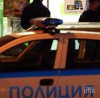 Глобиха ларж баща за само дете в кръчма