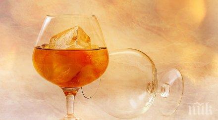 хит фризер прави ледени кубчета алкохол