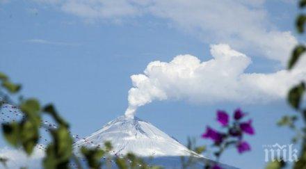 руски вулкан изхвърли пепел стратосферата