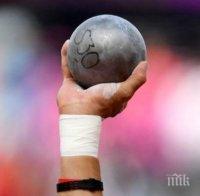 ТРАГЕДИЯ! Съдия по лека атлетика почина след удар от гюле