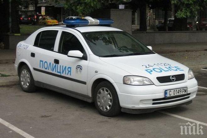 МЕЛЕ! Трима ранени при катастрофа с патрулка в София (СНИМКИ)
