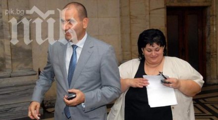 пик фидосова погасила 500 000 лева заеми 365 дни