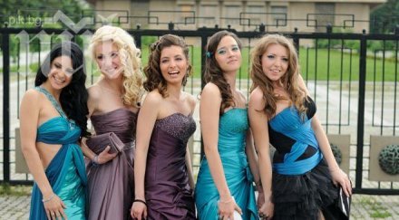 роклите абитуриентки цени коли старо