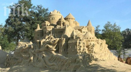 лейди гага куентин тарантино прекарват цялото лято бургас