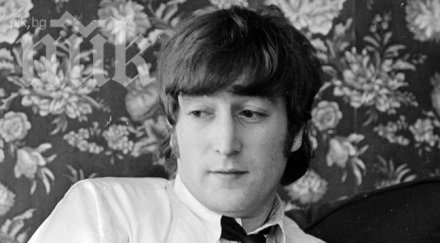 продават търг синьото ферари джон ленън снимка