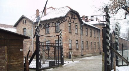 германия разследват надзиратели аушвиц