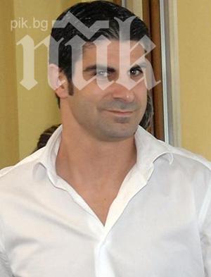 Гонзо и жена му похапват рибни деликатеси