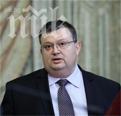 Цацаров разкрива аферата „Мултипринт”, но другата седмица