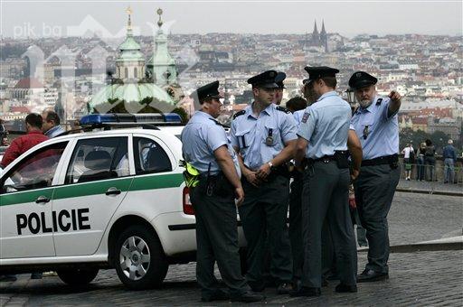 Двама пострадали при паднал самолет в Чехия 