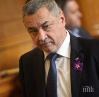 ПЪРВО В ПИК! Валери Симеонов и НФСБ с остра декларация: Не връзвайте свободното слово със свински опашки!