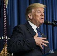 Лекари прегледаха Тръмп, наред е с главата