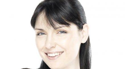 жени калканджиева война фотошопа модната шефка върна моделите миналия век снимки