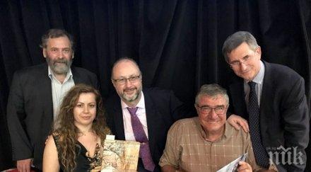 полярниците връщат антарктида