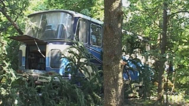 ЕКСКЛУЗИВНО! Задържаха собственика на автобус, убиец на 18 души, след 6 г. издирване
