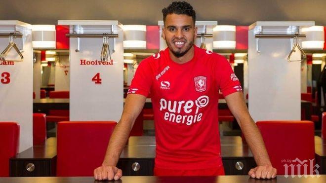 Твенте взе халф на ПСВ Айндховен