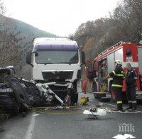 ПОРЕДНА ЖЕРТВА! Мъж загина при катастрофа на пътя София-Варна, двама берат душа в болница 