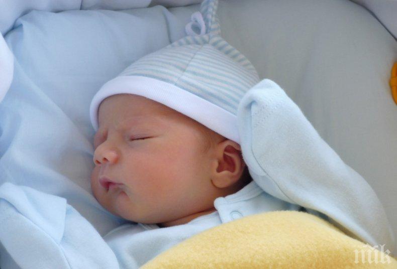 Какво разкрива часът на раждане за бебето