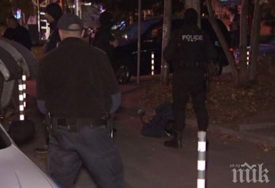 Зрелищни арести в Бургас: Ченгета заклещиха БМВ, откриха дрога