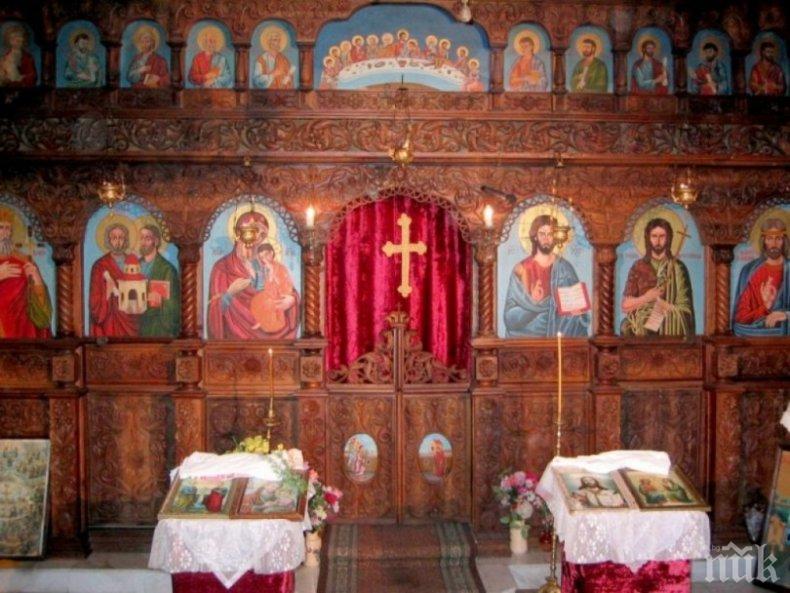 ЧУДО! Миро потече от 10 икони в Златарския манастир