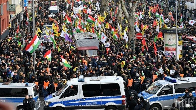 В Германия разпръснаха протест на кюрди срещу офанзивата на Турция в Сирия