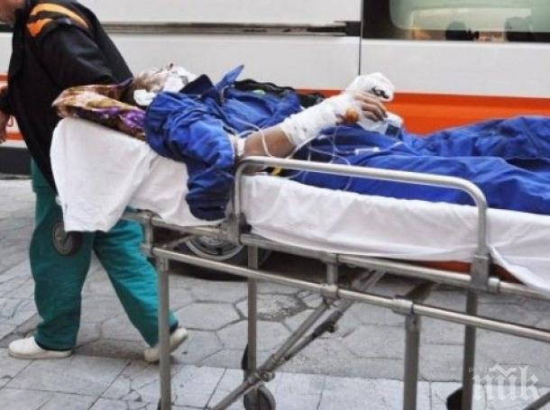 СТРАШНА ТРАГЕДИЯ! Жена се самозапали във врачанско село, в Пирогов се борят за живота й