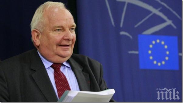 Жозеф Дол видя възможност за решаване на спора с името на Македония