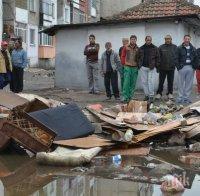 Поредна акция в Столипиново, събарят незаконни павилиони