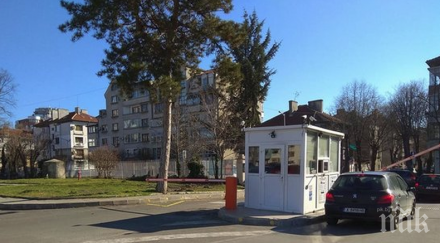 брутално кръвопролитие дръзко нападение бургас наръгаха нож детето високопоставен служител завод