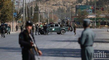 извънредно въоръжени нападатели атакуваха военна академия кабул убити