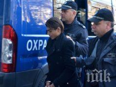 годишният денис преби смърт бездомник остава ареста