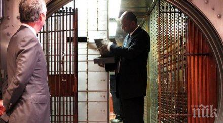 удар сейфове латвийска банка изчезнали милиони евро