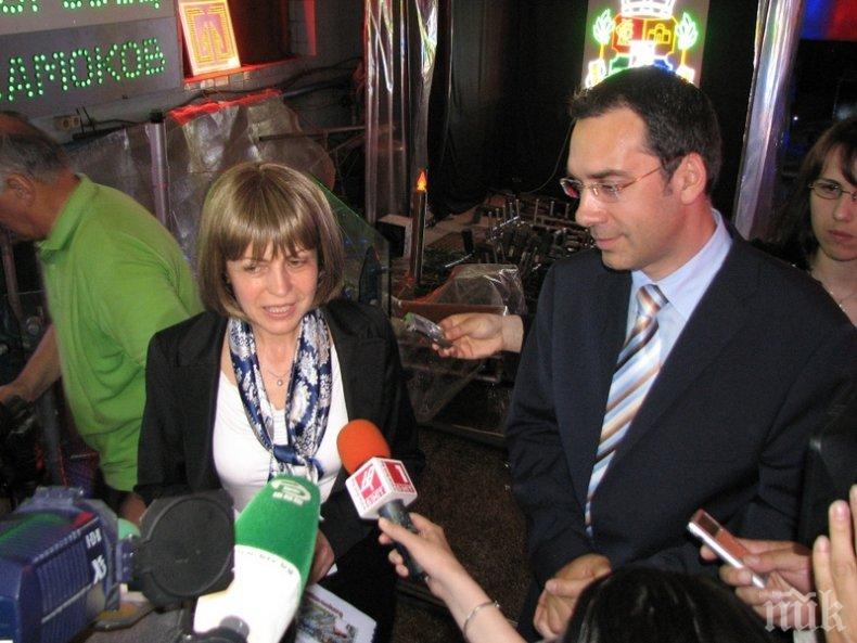 Фандъкова и кметът на Бургас заедно на молитвената закуска с Тръмп