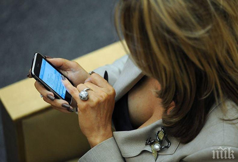 Джеймс Матис иска да забрани носенето на лични мобилни телефони в Пентагона