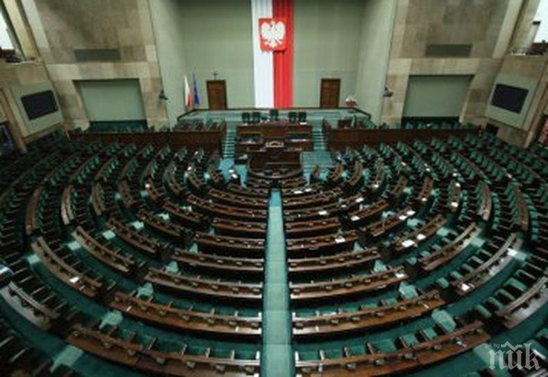 Полският парламент прие проектозакон за Холокоста