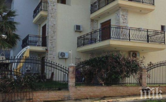 Изловиха го! Зоран Заев с 3-етажна вила за 100 000 евро на Халкидики